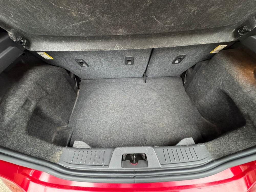 Ford Fiesta Kinetic 1.6 titanium power shift — foto 16